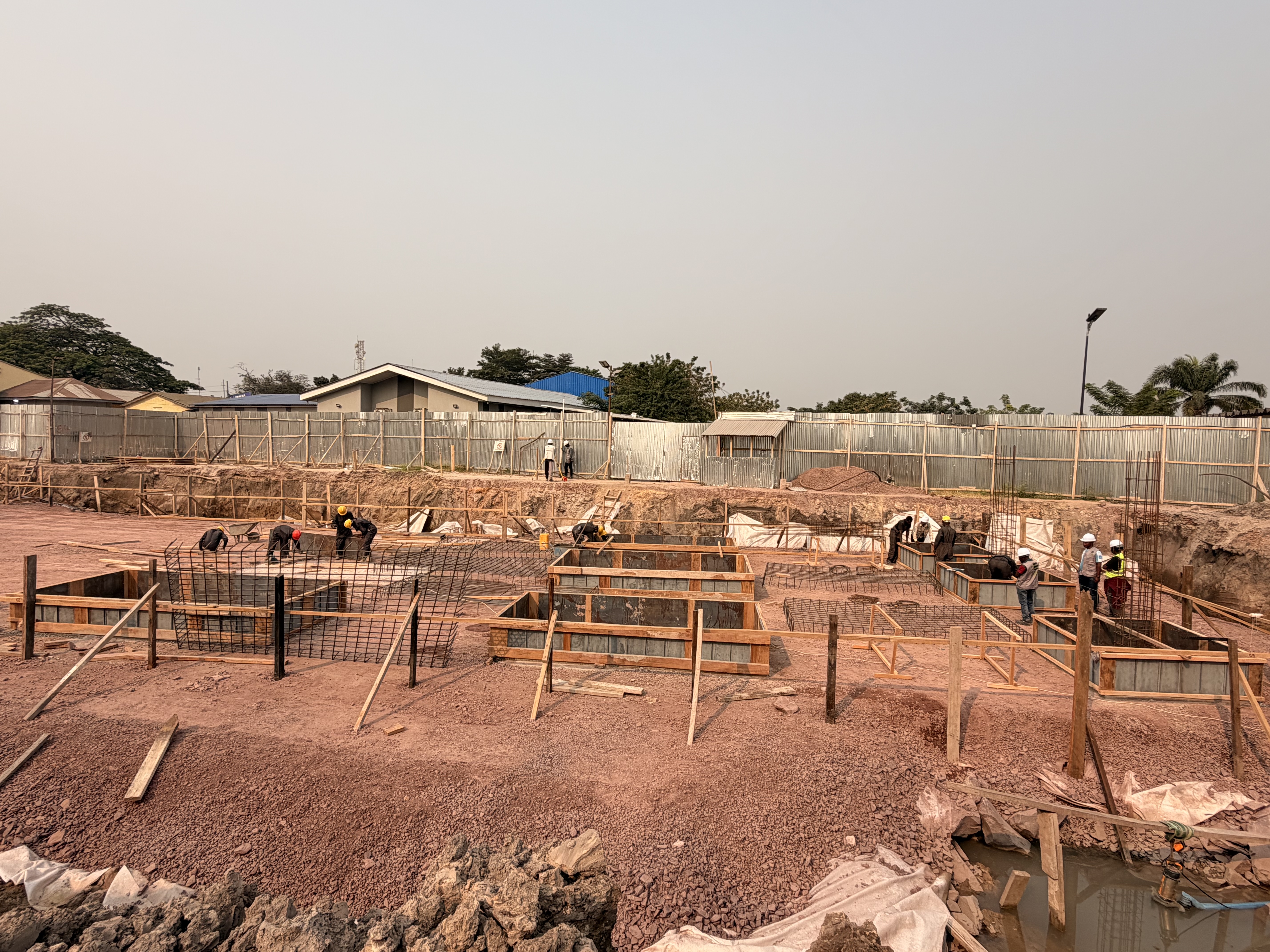 Travaux De Construction Du Batiment Administratif De La Direction Generale De La Regie Des Voies Aeriennes-SA