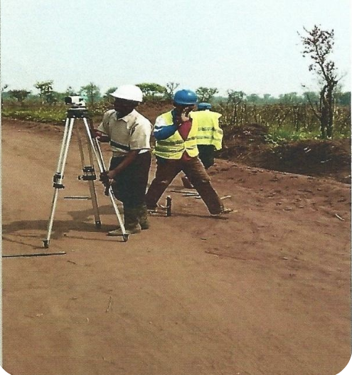 Travaux de Réhabilitation 100km de Piste Rural, tronçon Kitembo-Ndjindji, Shabwanda-Tshikapa