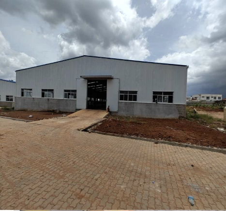 Construction des Entrepôts de l’Usine PREMIDIS et Aménagement 38.000 M² en Pavés Autobloquant sur Lubumbashi